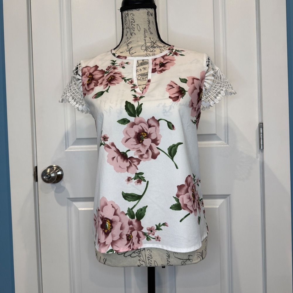 SHEIN White Floral Lace Sleeve Keyhole Neck Short Sleeve‎ Top Size XS
